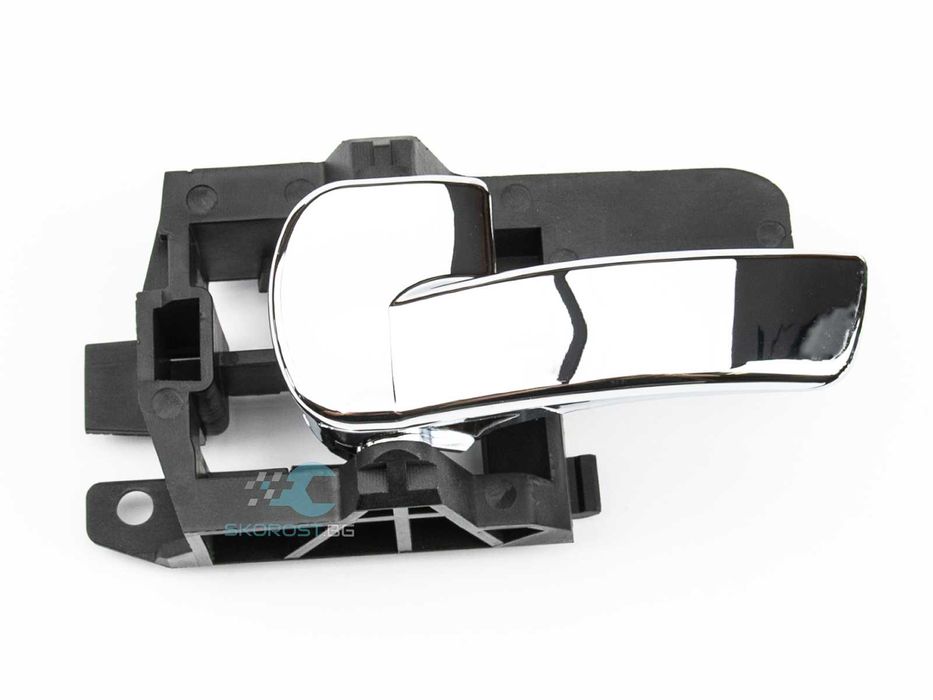 Лява Вътрешна Дръжка за Предна/Задна Врата на Nissan Qashqai