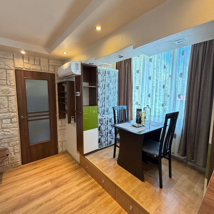 Vând apartament cu o cameră