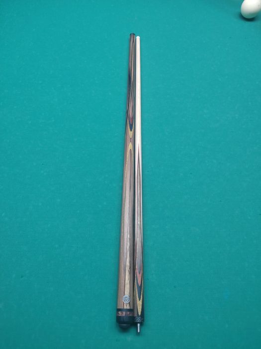 Продам кий для бильярда