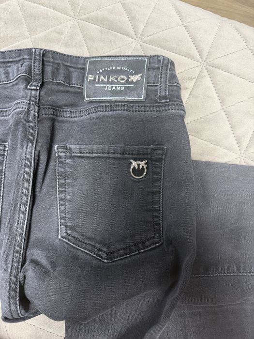 Дънки  Pinko страхотни