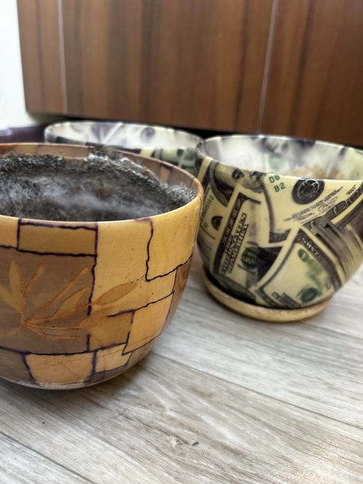 Продаю цветочные горшки