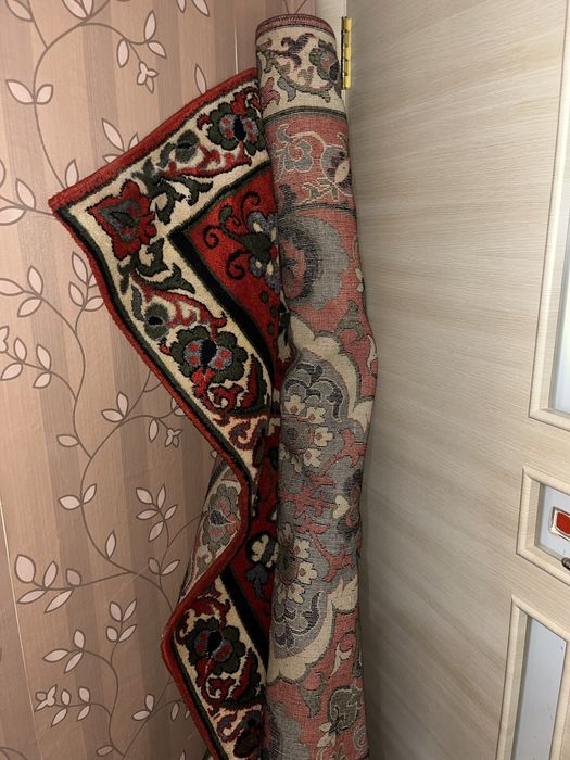 Кілемдер сатылады