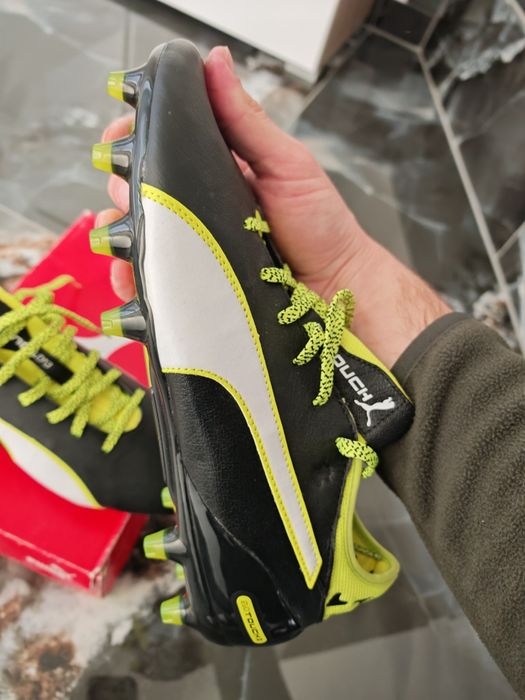 Ghe­te fotbal Puma evoTOUCH 3 FG