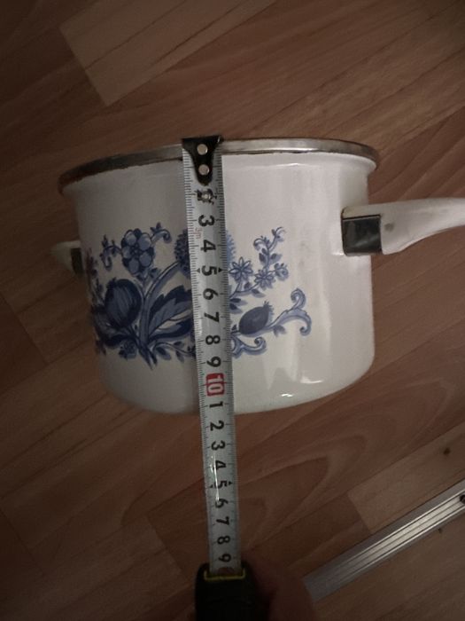 Кастрюля эмалированная