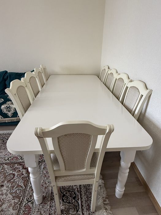 Стол с стулями 12 стулия