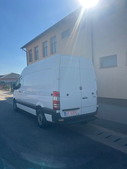 Mercedes Sprinter 215
