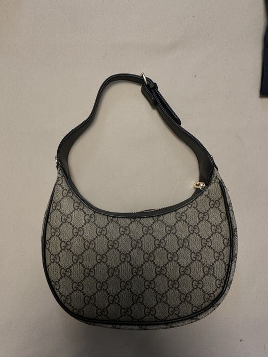 чисто нова чанта