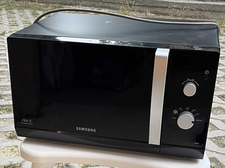 SAMSUNG Микровълнова фурна