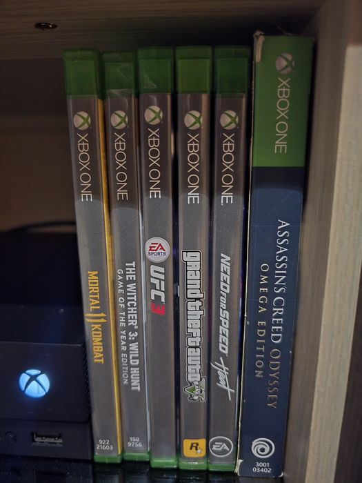 Consola Xbox one x  1tb