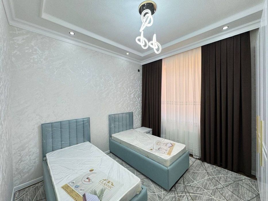 Срочно продаётся без  глухой 3х-комнатная квартира