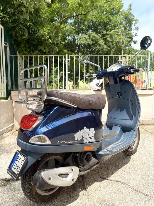 Скутер Vespa 50cc