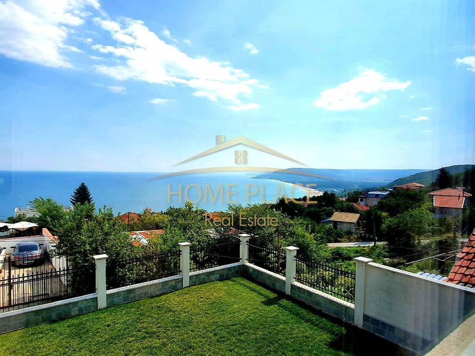 Продава се Къща в к.к. Албена - 210 кв.м за 2952 €/кв.м - Снимка #1