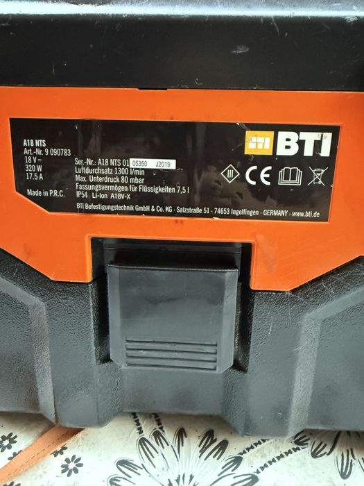 BTi A18 NTS - Акумулаторна прахосмукачка 18V