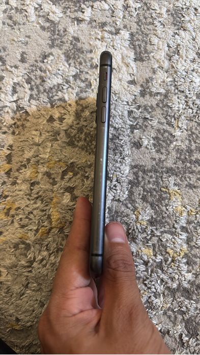 iPhone 11/128памит