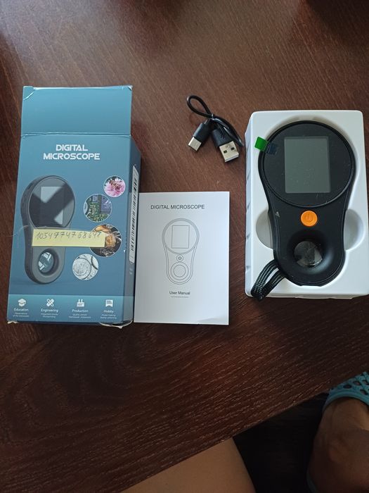 Ръчен цифров микроскоп
