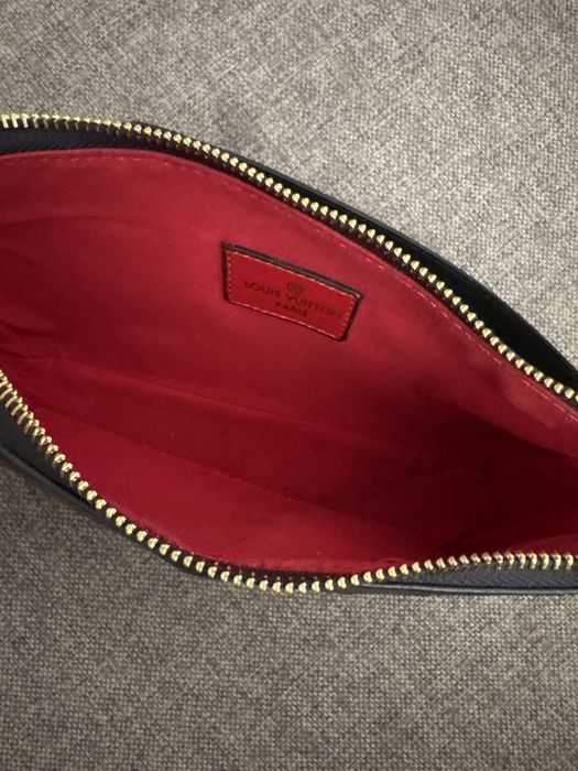 Geanta de umar louis vuitton