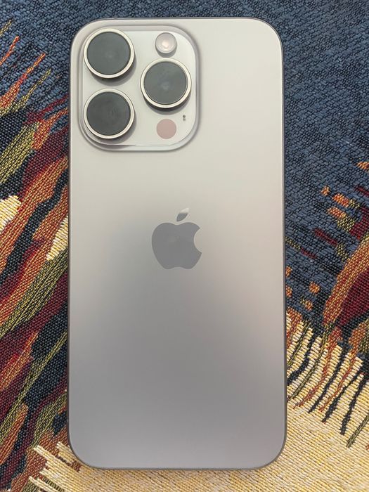 iPhone 15 pro 128gb