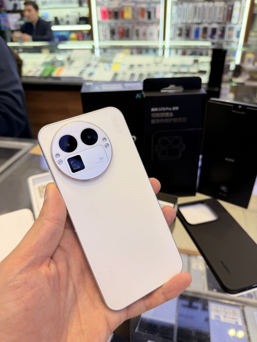 Realme GR 8 Pro 16/1Tb