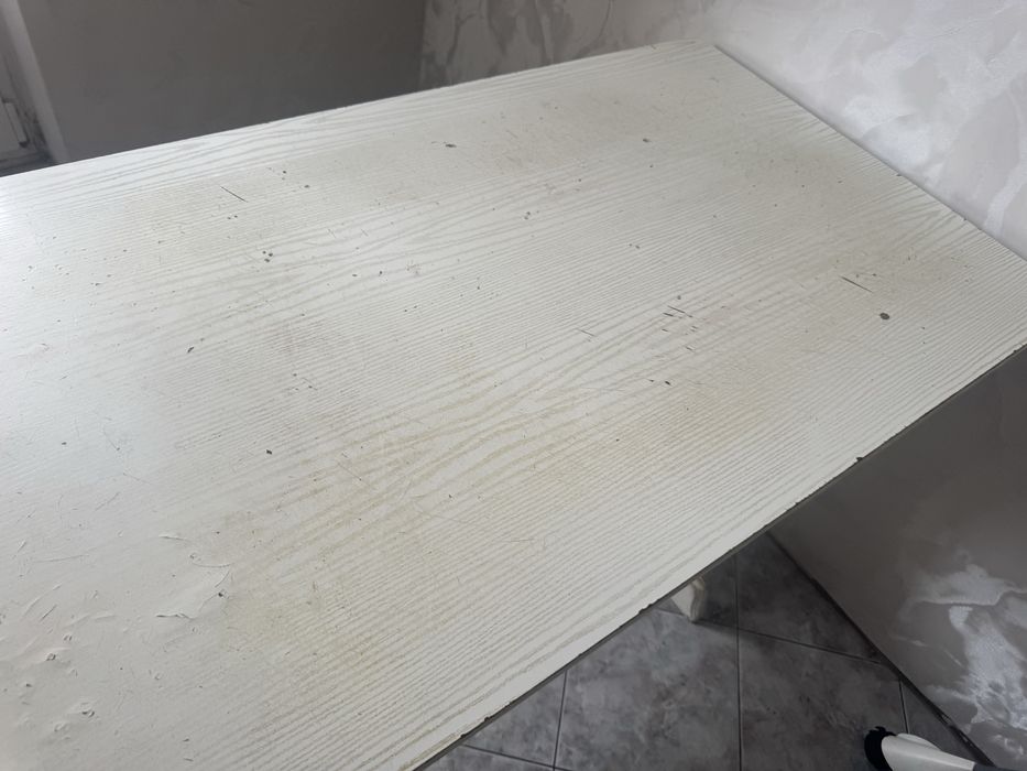 Продам кухонный стол