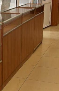 Стеллаж и витрина