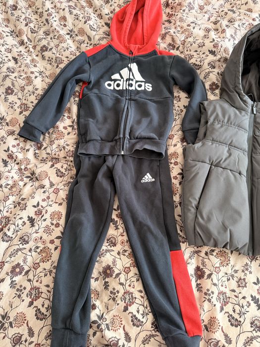 Комплект анцуг и елек 6 год