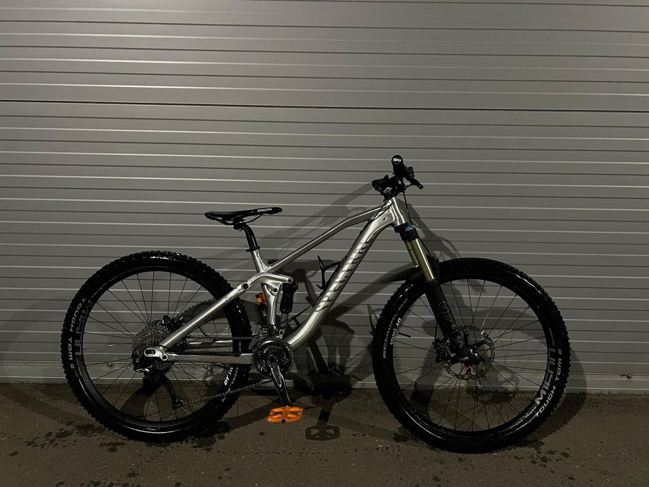 Vand Bicicleta Full Suspension Canyon Spectral aluminiu