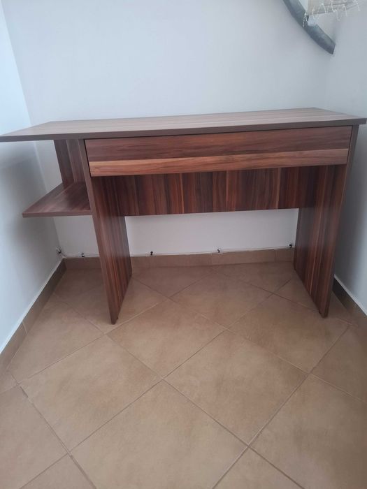 Бюро В 76см , Ш 114см Д 48.5см