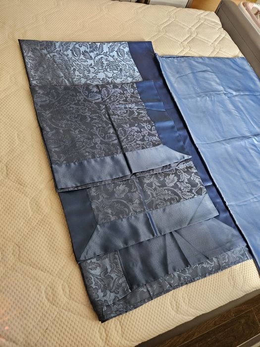 Чисто нов комплект сатенени чаршафи