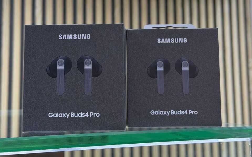 Беспроводные наушники Samsung Galaxy Buds 4 и Buds 4 Pro новые
