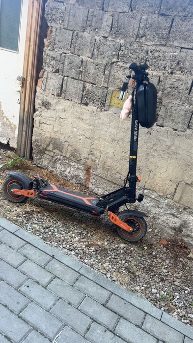 OFERTA! vand trotineta electrica kukirin g2 max ca nou