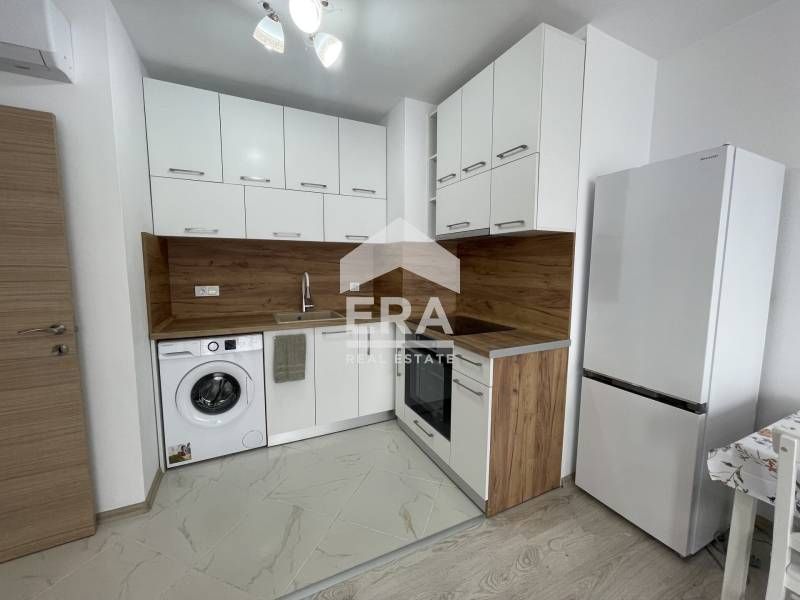 Дава се под наем Двустаен апартамент в Варна, Победа - 60 кв.м за 598.23 € - Снимка #1