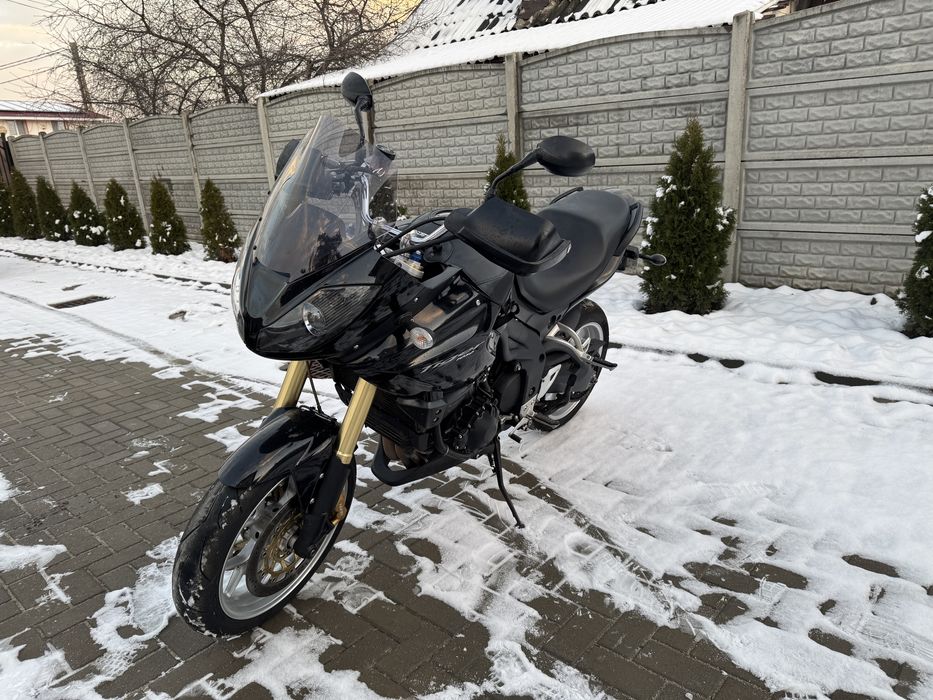 Triumph Tiger 1050 an 2011 , evacuare SC Project