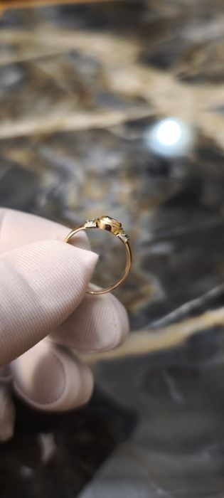 Золотое кольцо СССР с бриллиантами и топазом