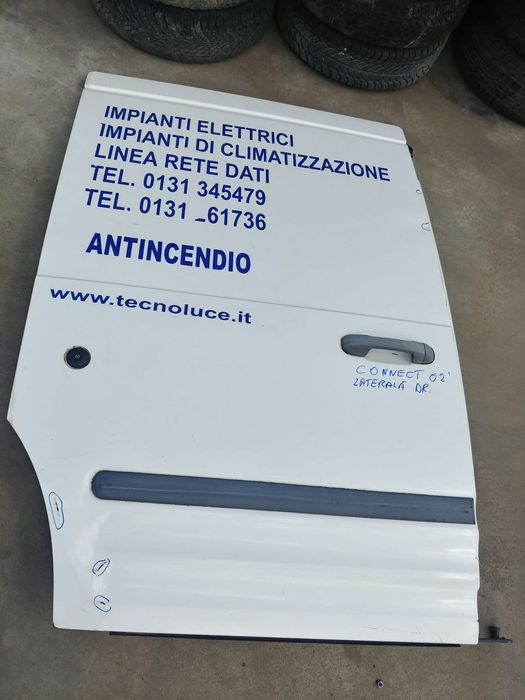 usa culisanta dreapta  ford transit connect  2002