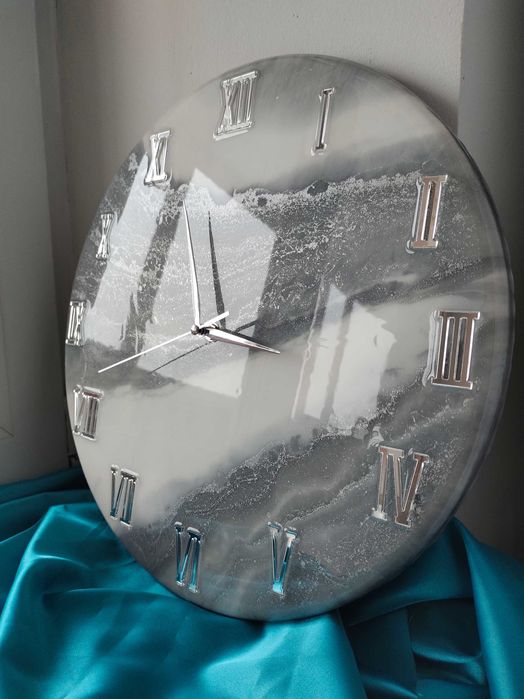 Настенные часы ручная работа