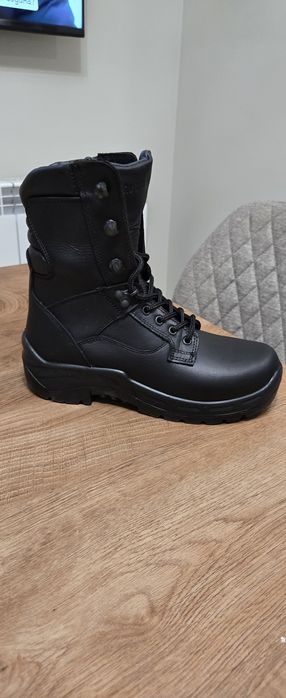 Черни мъжки кубинки