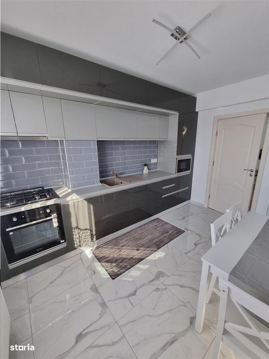 Apartament tip penthouse 2 camere si terasa proprie