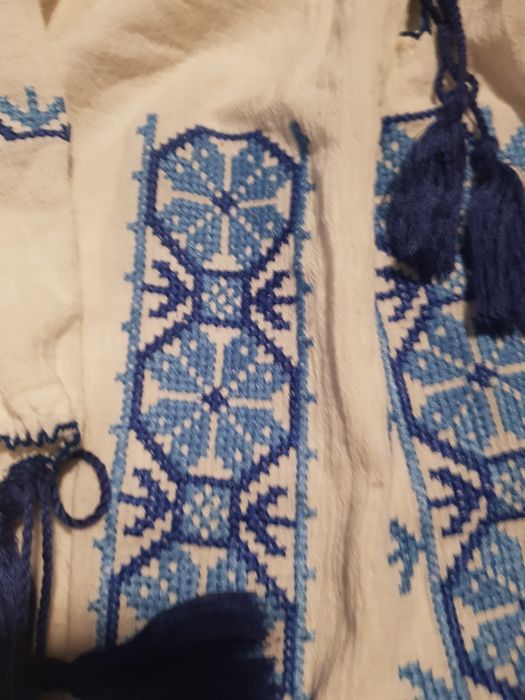 IE traditionala din bumbac