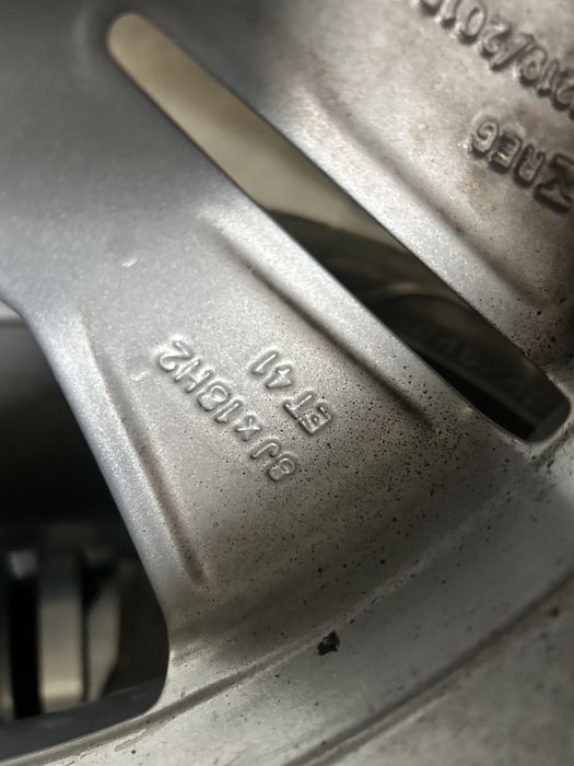 VW Passat alltrak 18 5X112