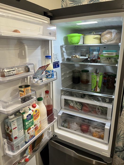 Холодильник Samsung