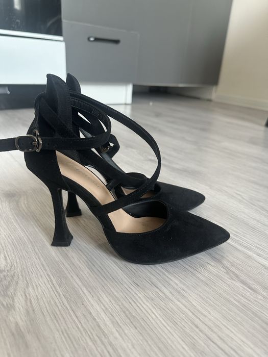 Продается все женская одежда