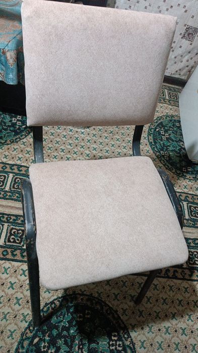 Продается стулья