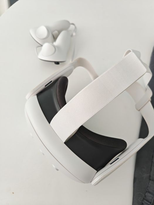 Quest 3  128GB ca nouă Meta VR Casca