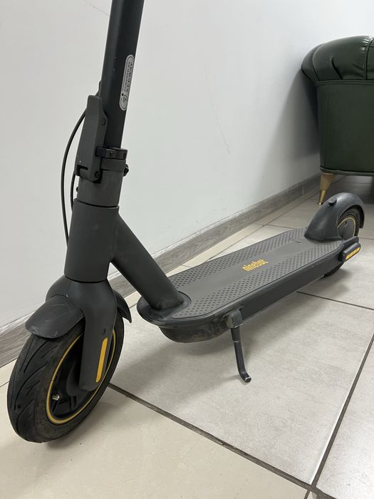 Электросамокат Ninebot KickScooter Max G30P