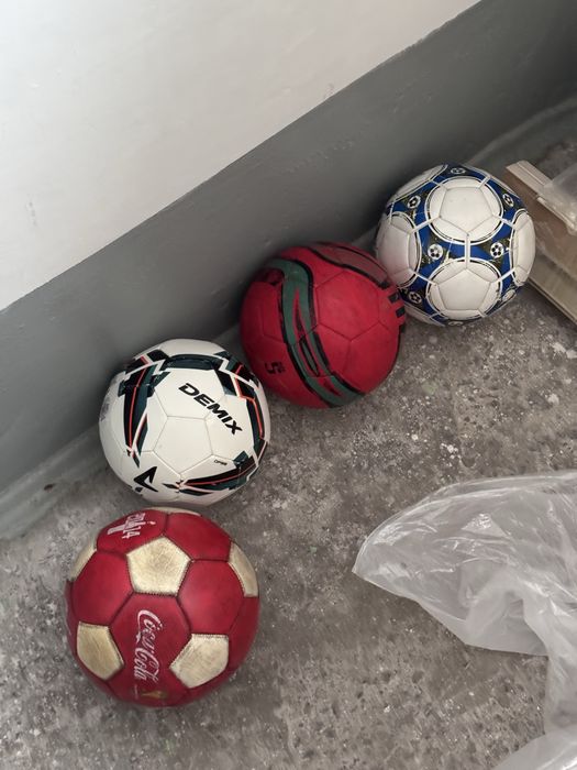 Мячики кроме Coca cola