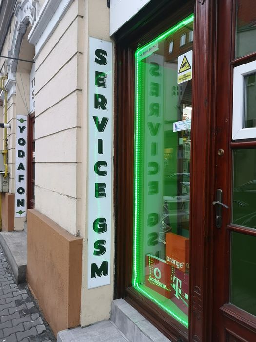 GSM Service/iphone, samsung, xiaomi, oppo, motorola, huawei nova