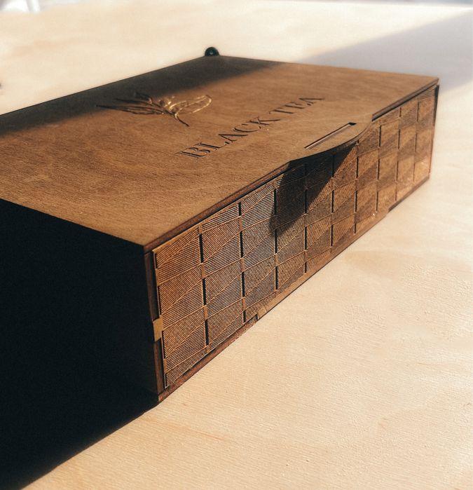 Подарочные деревянные коробки , сувениры из дерева c гравировкой: 2 000 ...