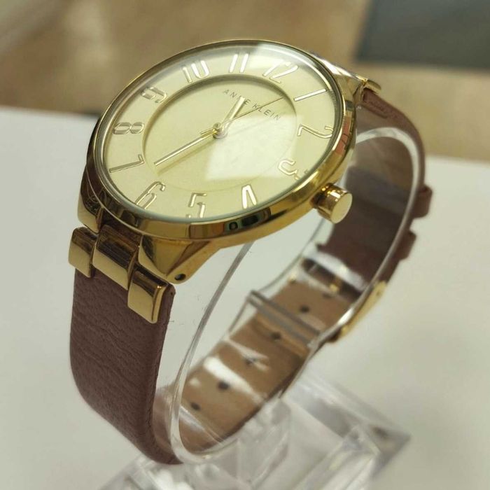 Дамски часовник ANNE KLEIN Y121E – Отлично състояние