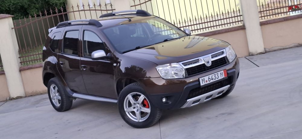 Dacia Duster Dacia Duster. Prestige 1.5 Dci 110cp euro5 . 2011 Diesel 4X2.