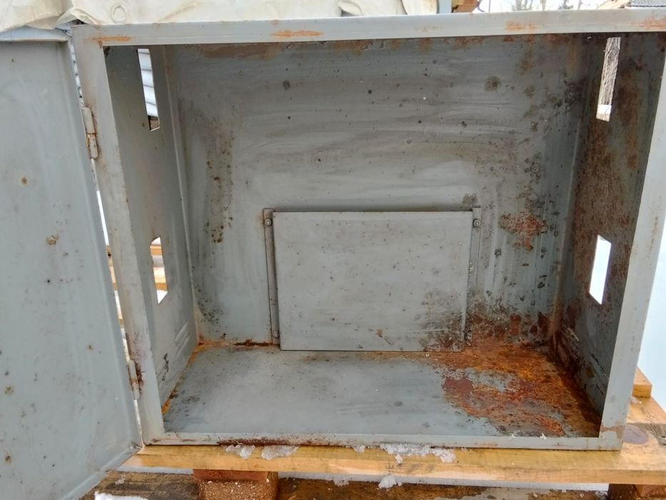 Ящик для электрощетчиков, электрощитовая